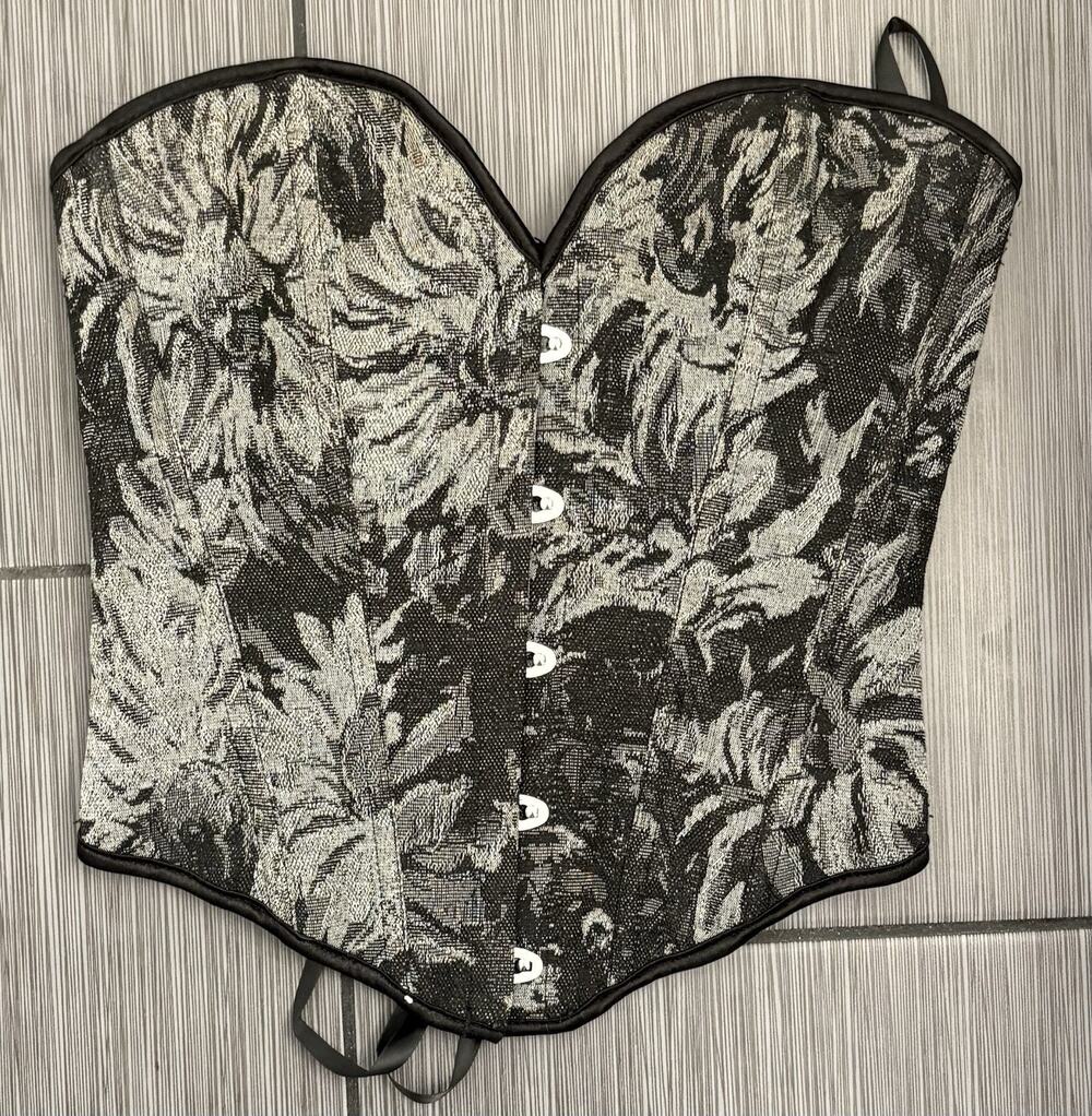 Floral Lace Up Corset Top Size XS Renaissance Dark Romance Whimsigoth Tapestry